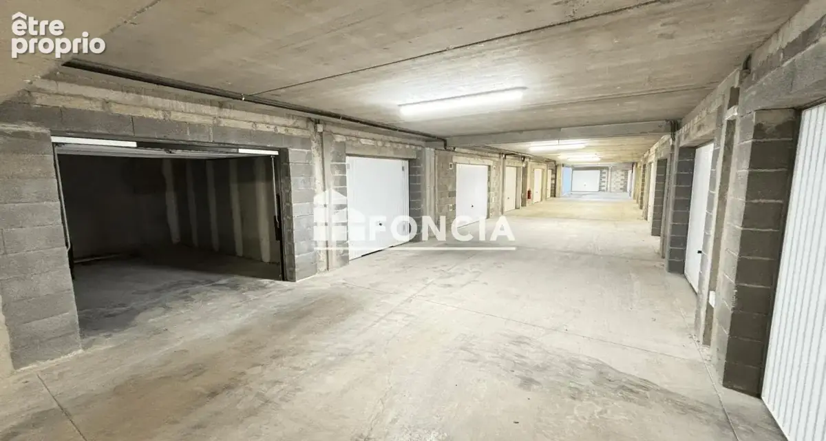 Garage au sous sol d'une résidence sécurisée - photo 4