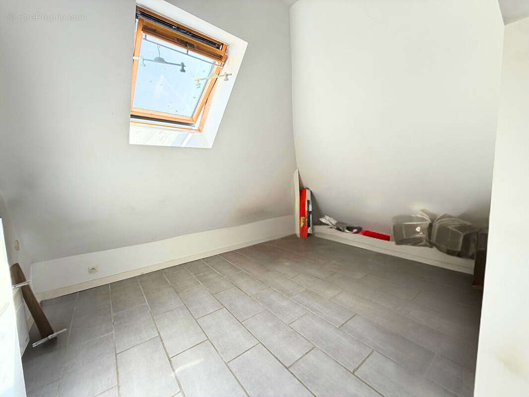 Exclusivité - Appartement T3 sous les toits - Quartier Merville - photo 3