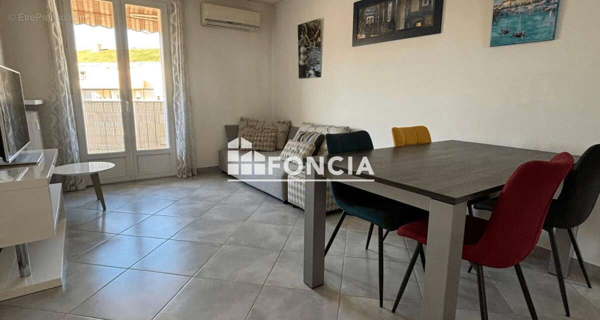 Appartement à HYERES