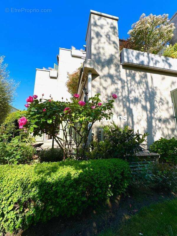 Appartement à LIVRY-GARGAN