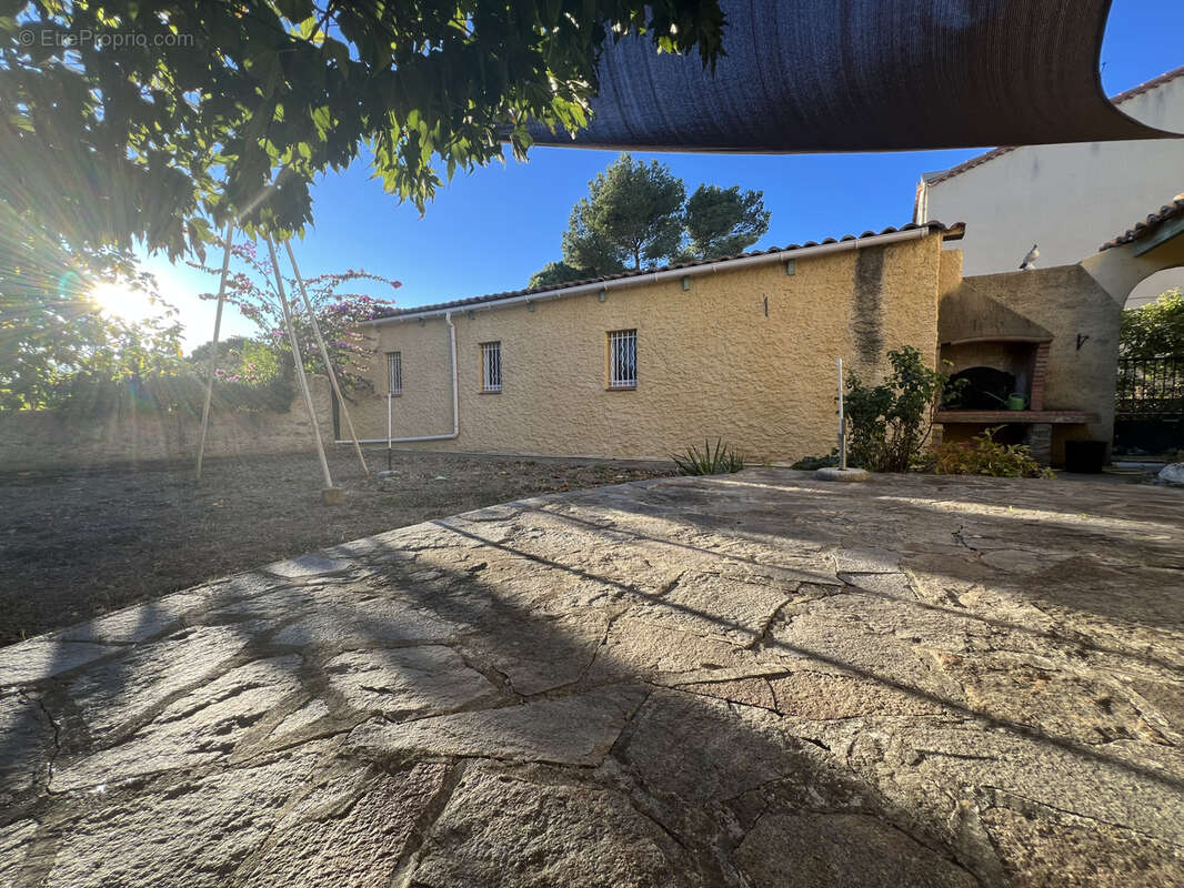 Maison à PEYRIAC-MINERVOIS