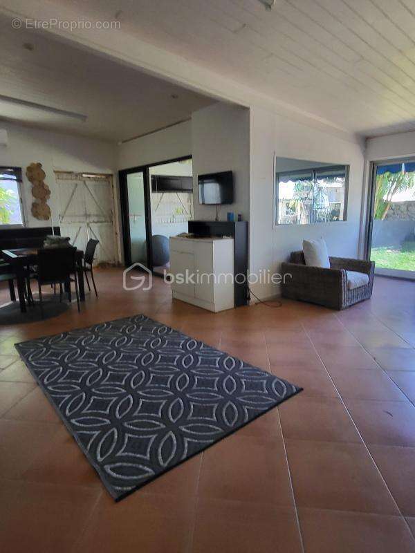 Maison à SAINT-DENIS