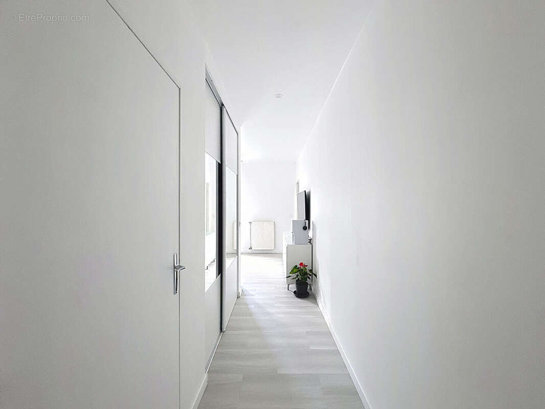 Appartement à ELANCOURT