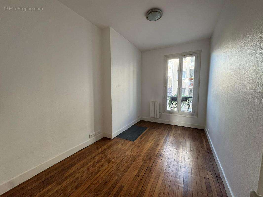 Appartement à PARIS-20E