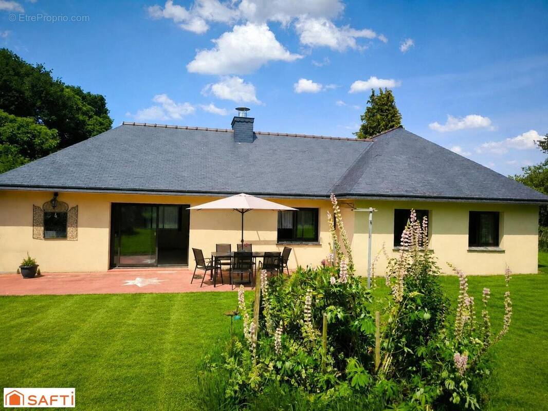 Photo 1 - Maison à LANVELLEC