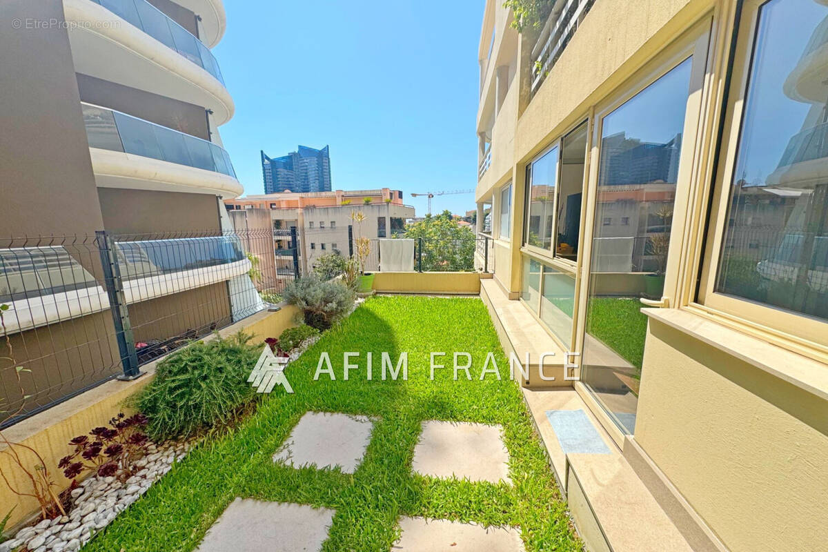 Appartement à BEAUSOLEIL