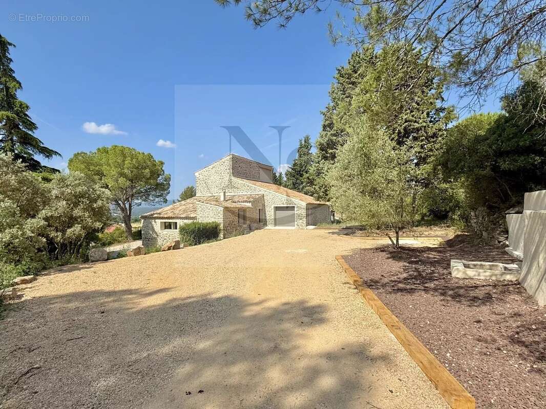 Maison à AIX-EN-PROVENCE