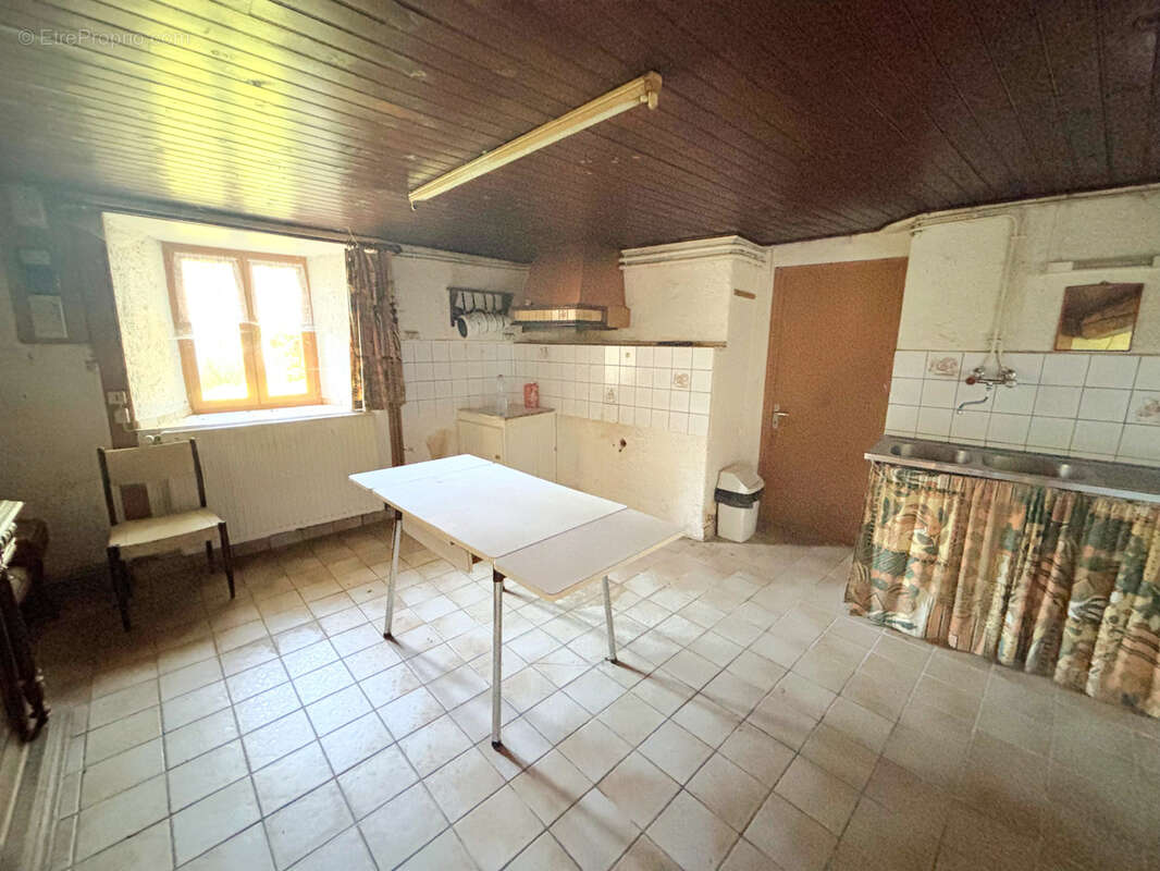 Maison à APINAC