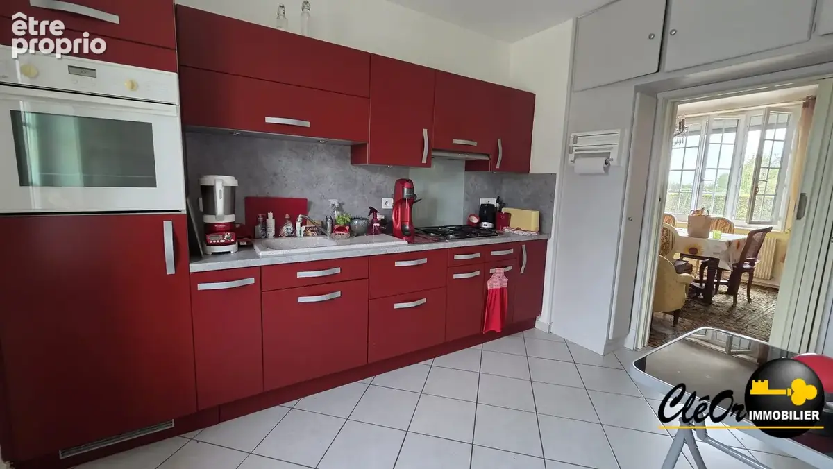 Maison 6 pièces 140 m² à vendre à Charette-Varennes (71270) - photo 4