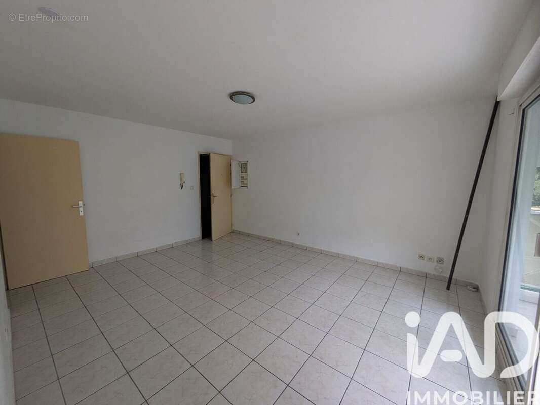 Photo 1 - Appartement à SAINT-DENIS