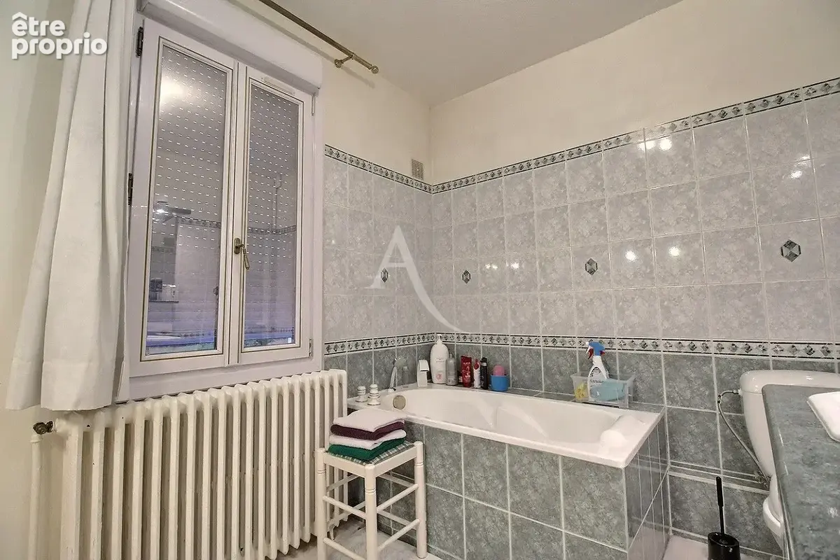 Maison Charleval 8 pièce(s) 191 m2 - photo 11