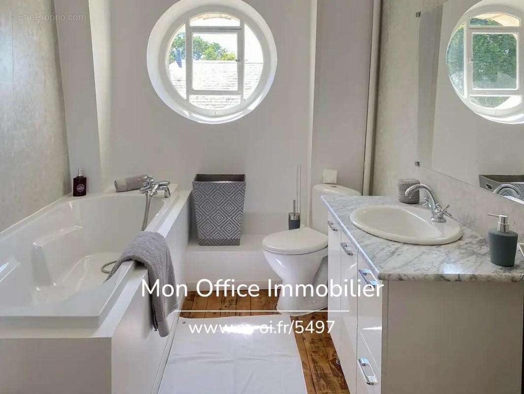 Maison à CHAZEMAIS