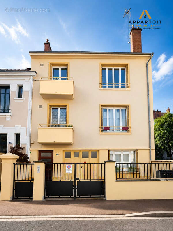 Appartement à VICHY