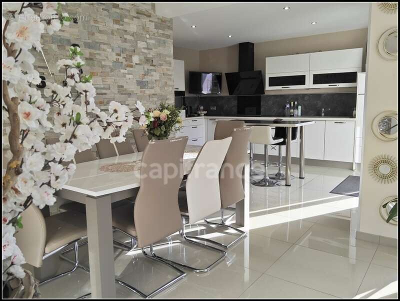 Maison à LA BOUILLE