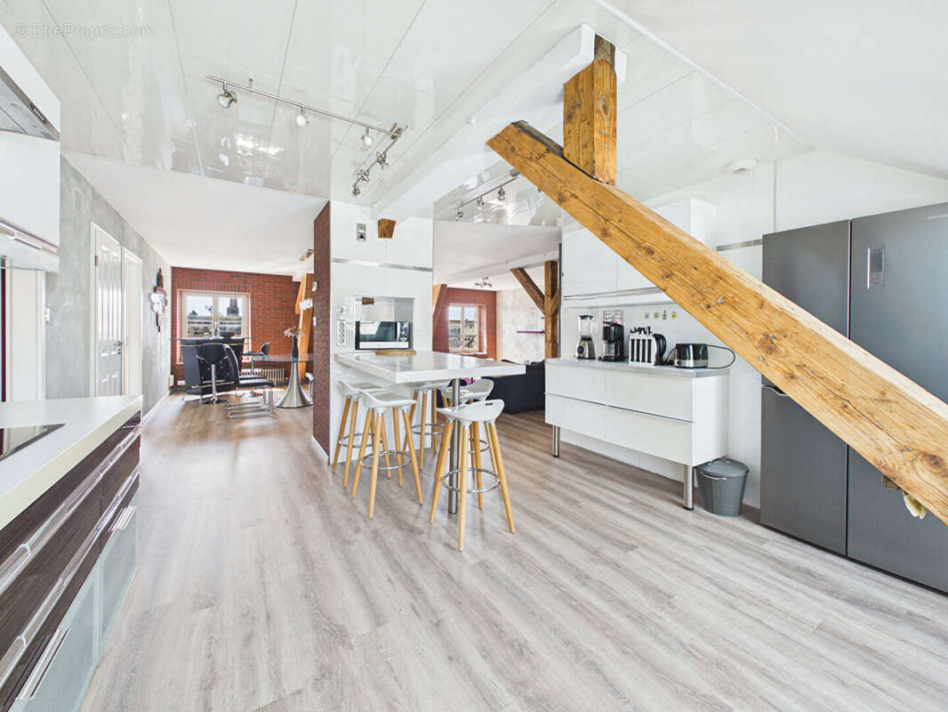 Duplex de 103.80 m² carrez en vente boulevard Clemenceau - photo 15