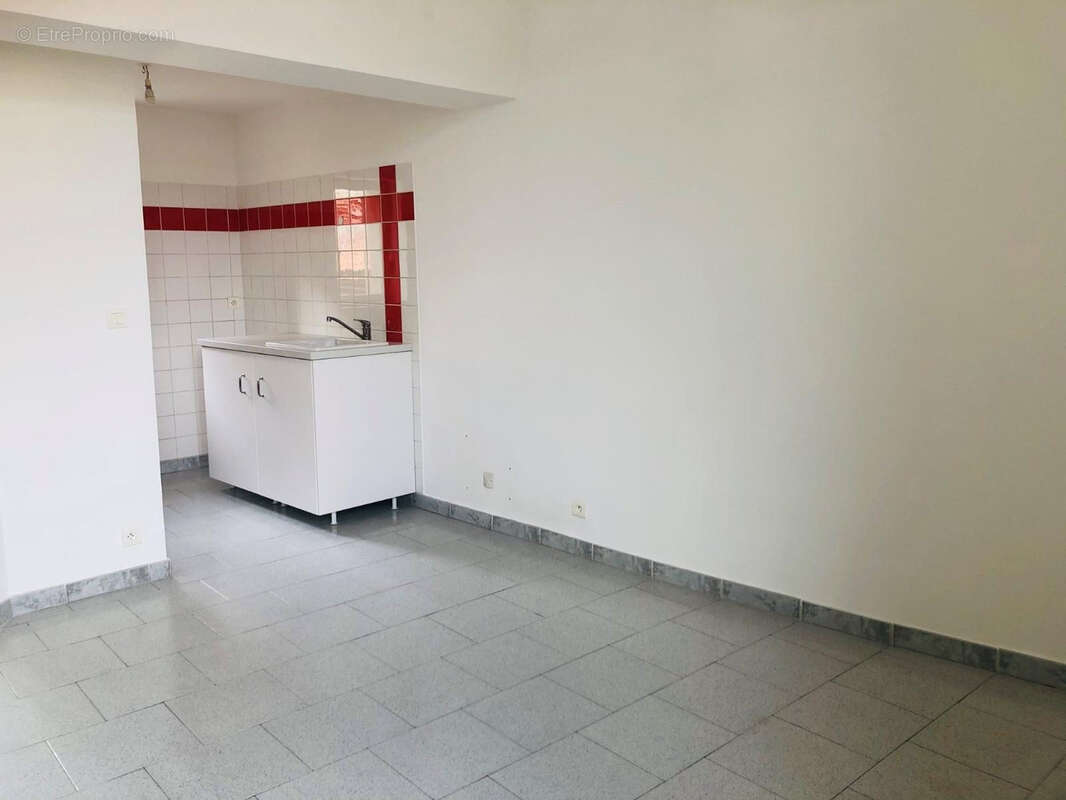 Nimes - appartement t3 avec garage - vendu loue - photo 2