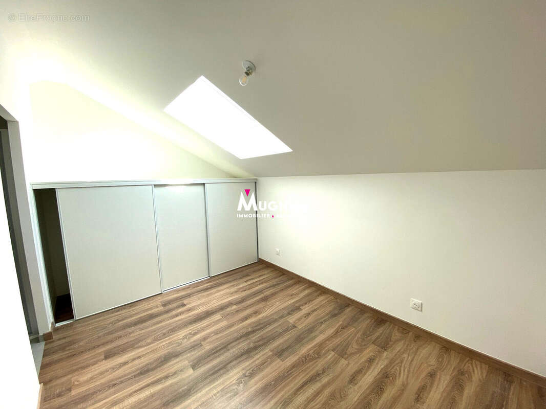 Appartement 61 m² à Taninges  - photo 5