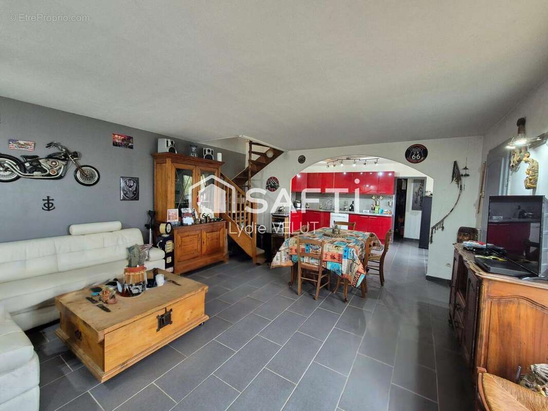 Photo 3 - Maison à EYGUIERES