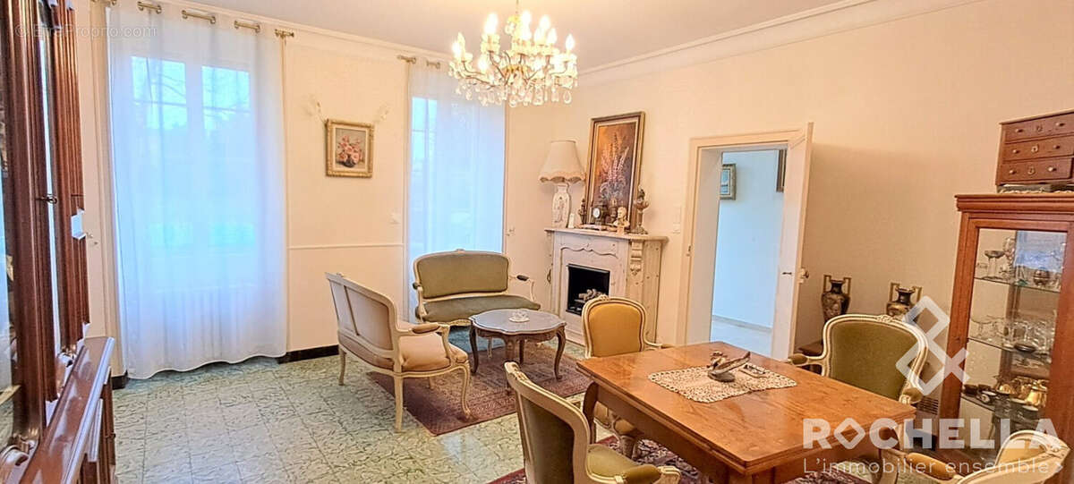 Maison à TONNAY-CHARENTE