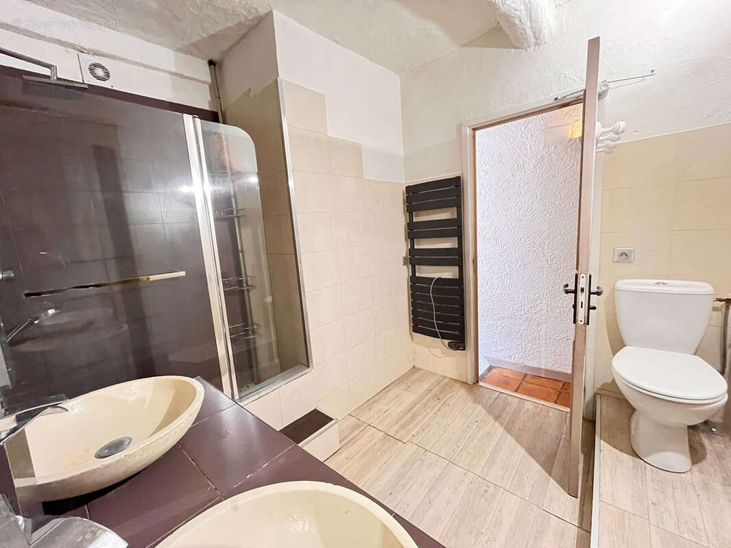 Appartement à TOUET-DE-L'ESCARENE