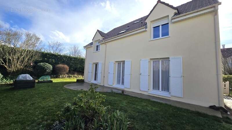 Maison à COURDIMANCHE