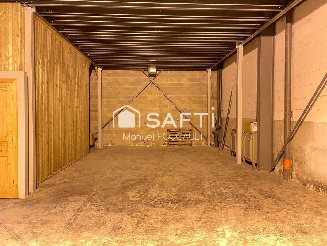 Photo 2 - Commerce à QUETIGNY