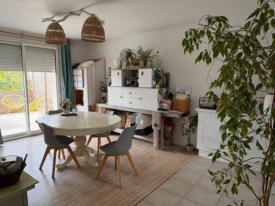 Maison à BOURG-DE-PEAGE