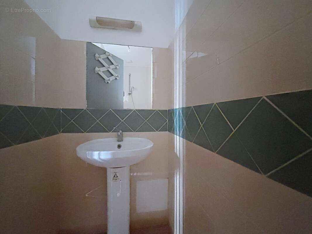 Appartement 36 m² à Montelimar  - photo 8