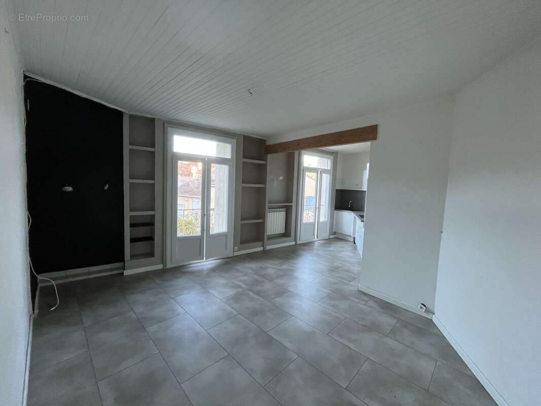 Maison à SAINT-GERVAIS-SUR-MARE