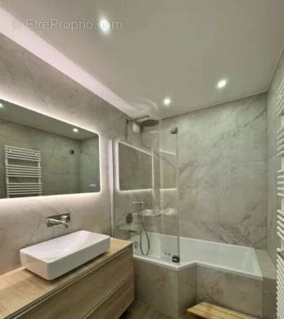 Appartement à CLICHY