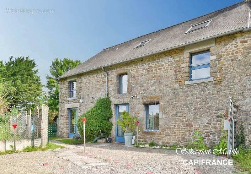 Maison (2 logements) à vendre 7 pièces ROZ SUR COUESNON (35) en Baie du Mont Saint Michel - photo 1