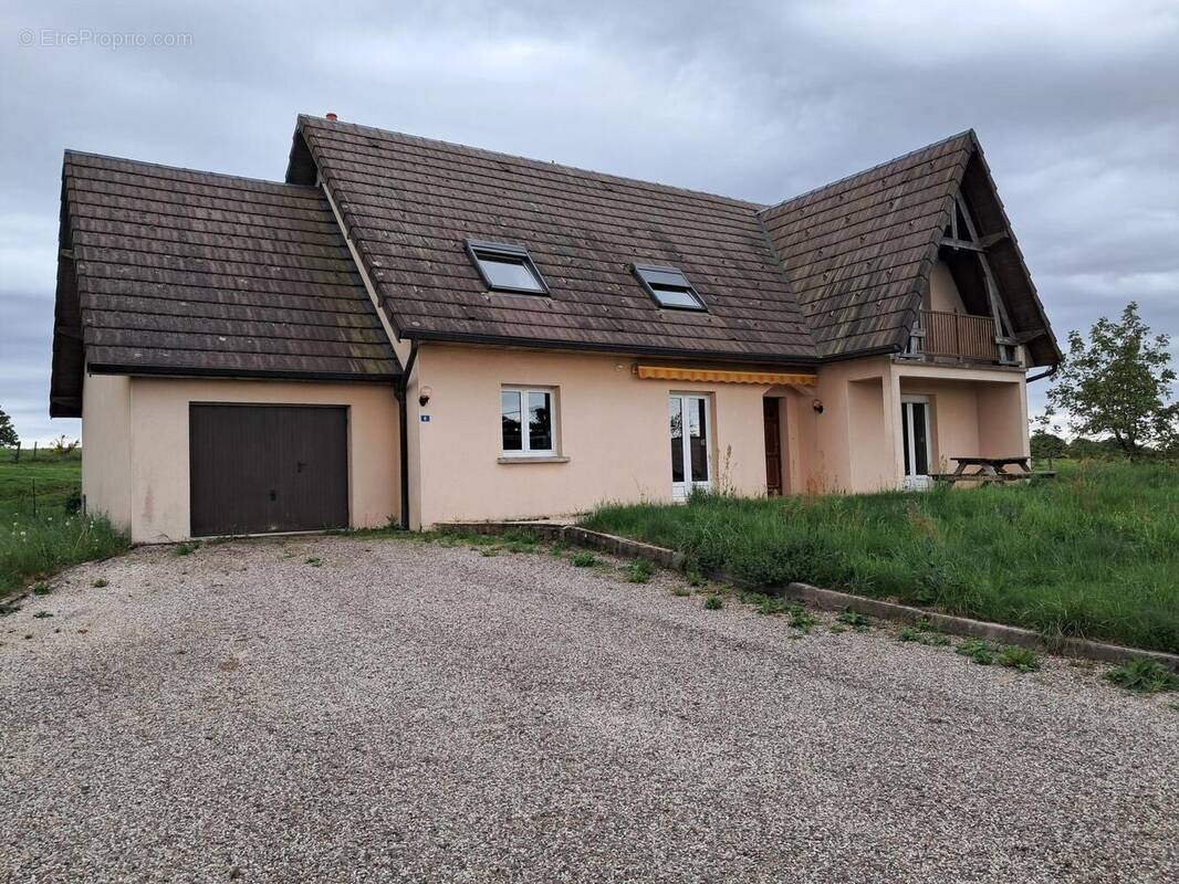Photo 1 - Maison à ESMOULIERES