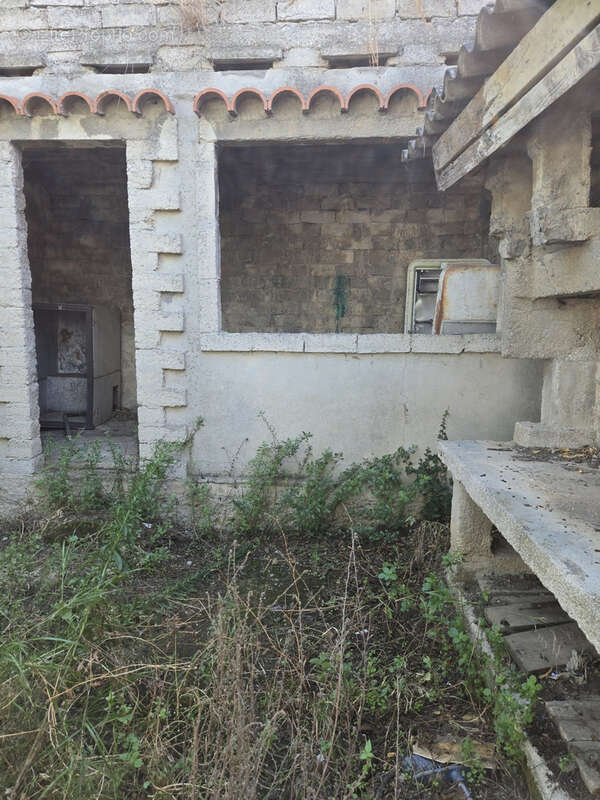 Terrain à MARSEILLE-14E