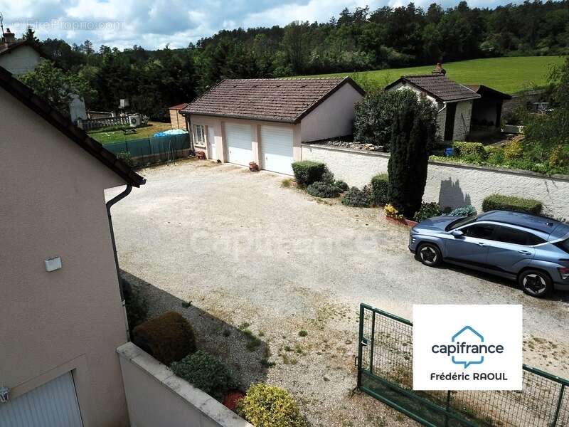 Maison à IS-SUR-TILLE