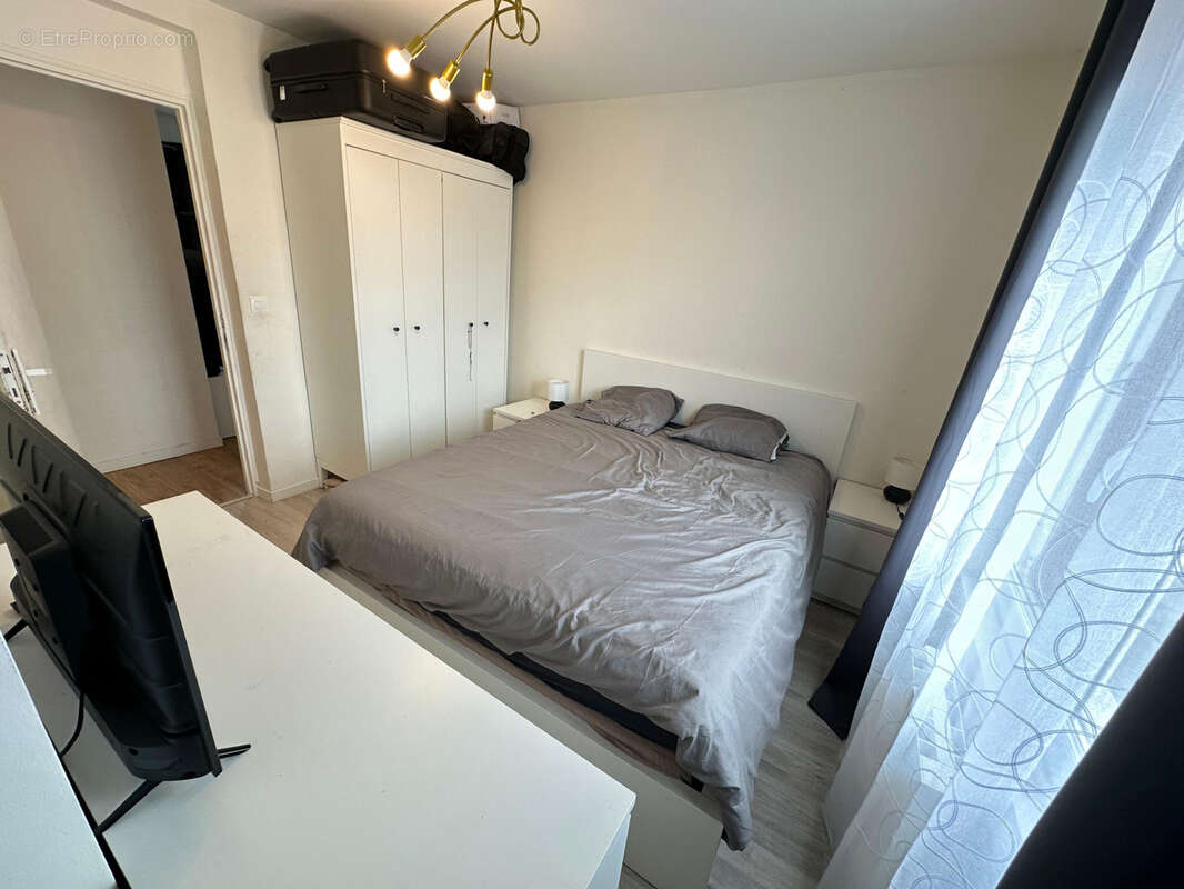 Appartement à SAINTE-GENEVIEVE-DES-BOIS