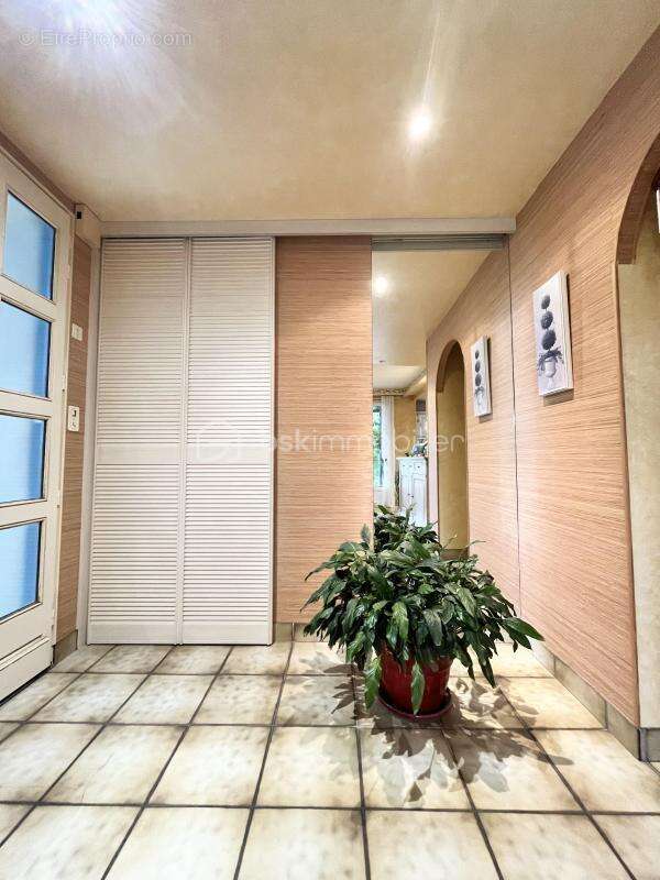 Maison à LES HERBIERS