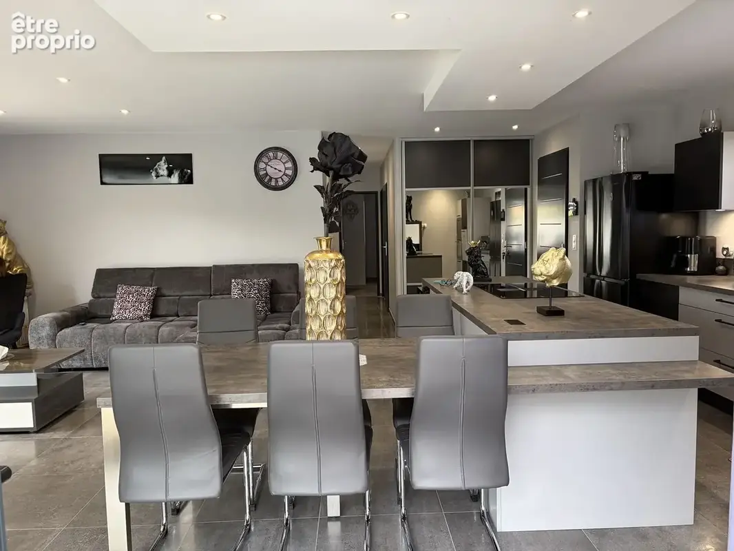 Maison 4 pièces 96 m² à vendre à La Verpilliere (38290) - photo 3