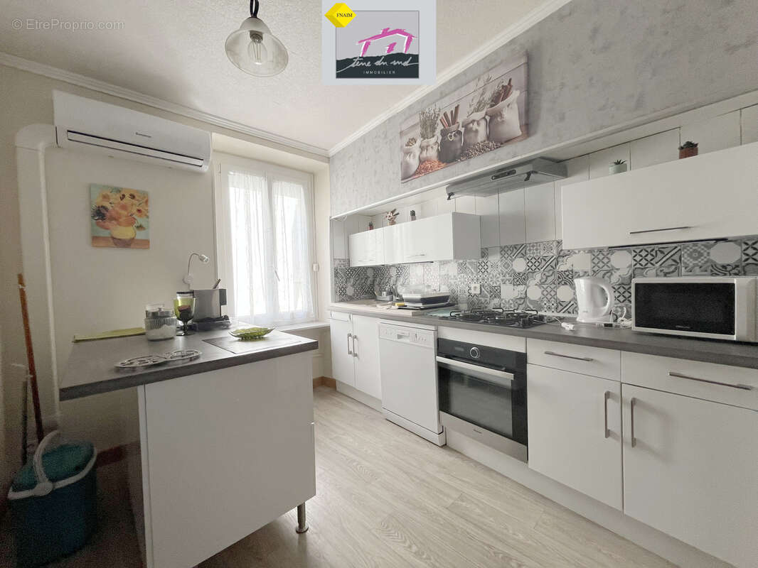 Maison de village avec grand garage - photo 4