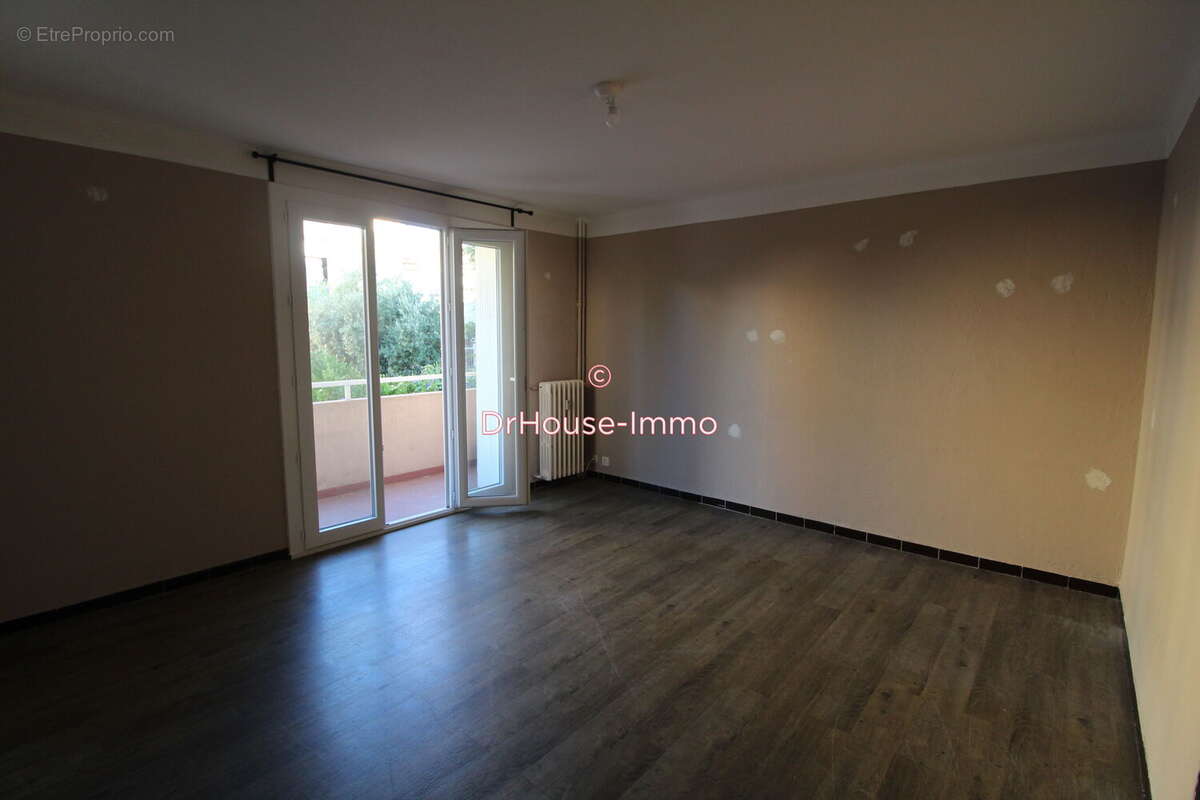 Appartement 68 m² à Six-Fours-Les-Plages  - photo 3