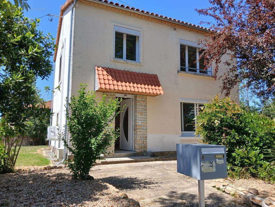 Maison à ROUMAZIERES-LOUBERT