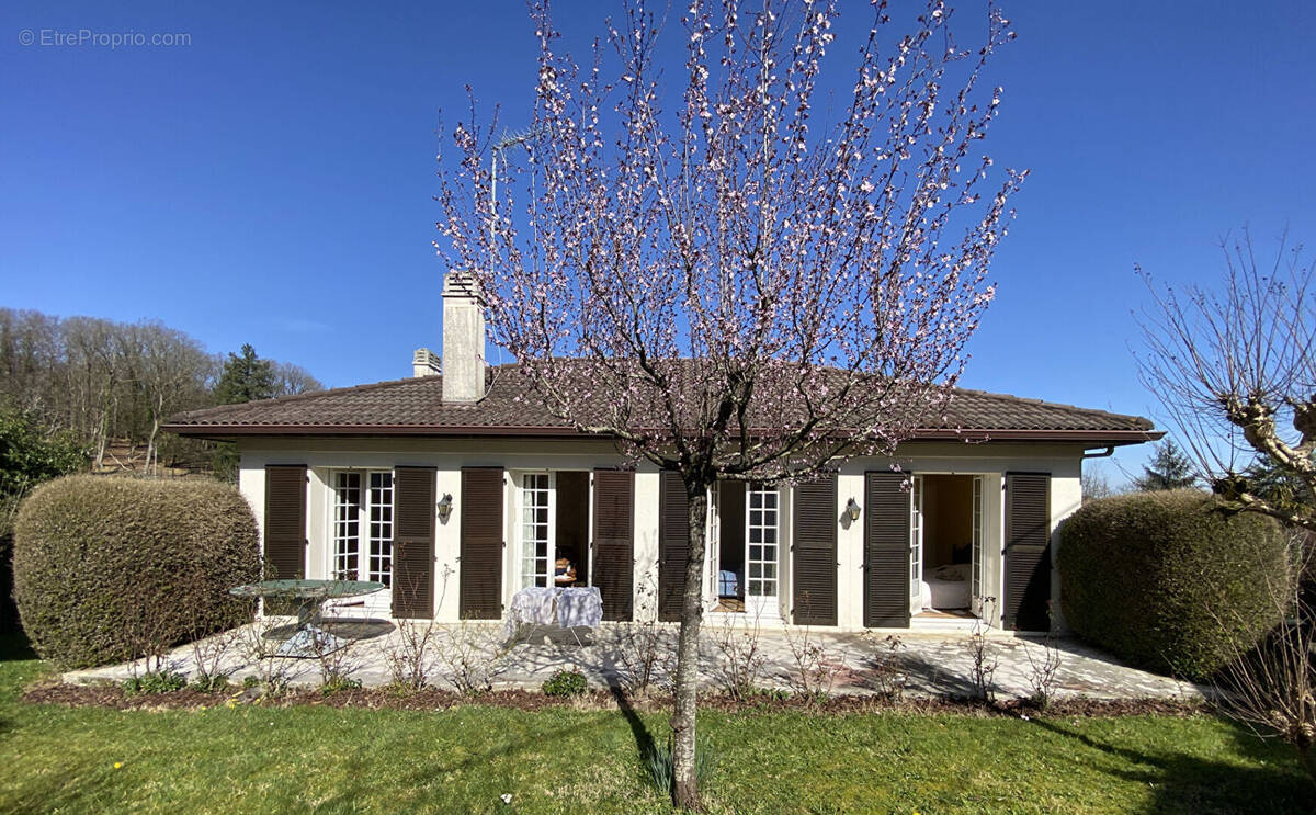 Maison à MORLAAS