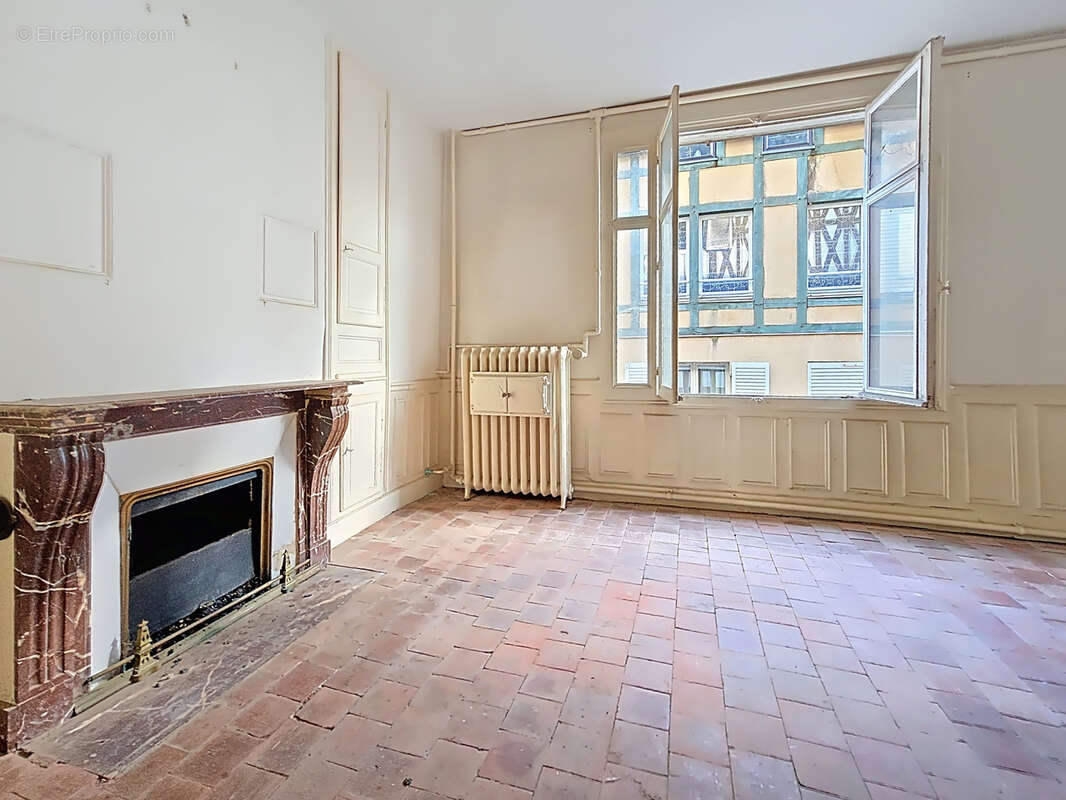 Maison à AUBIGNY-SUR-NERE