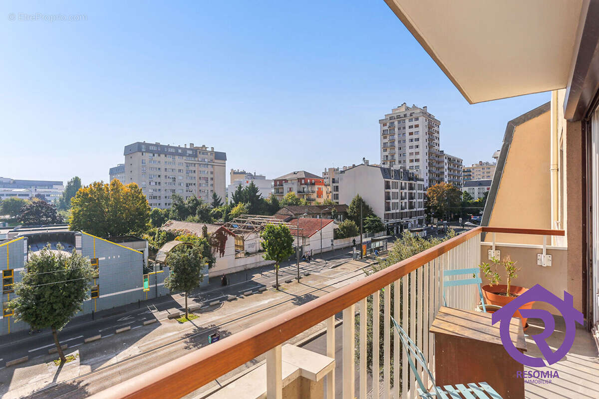 Appartement à CHATILLON