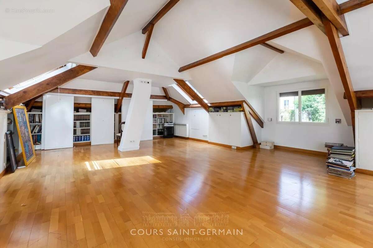 Maison à SAINT-MANDE