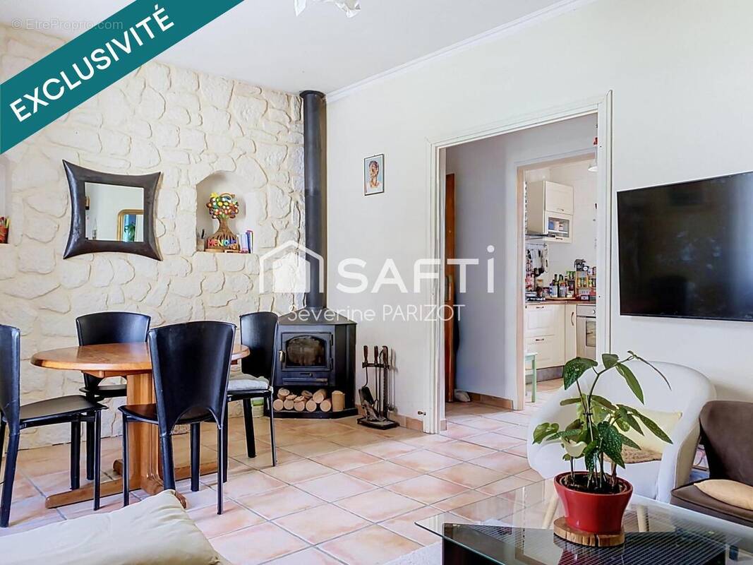 Photo 1 - Maison à CHAMPS-SUR-MARNE