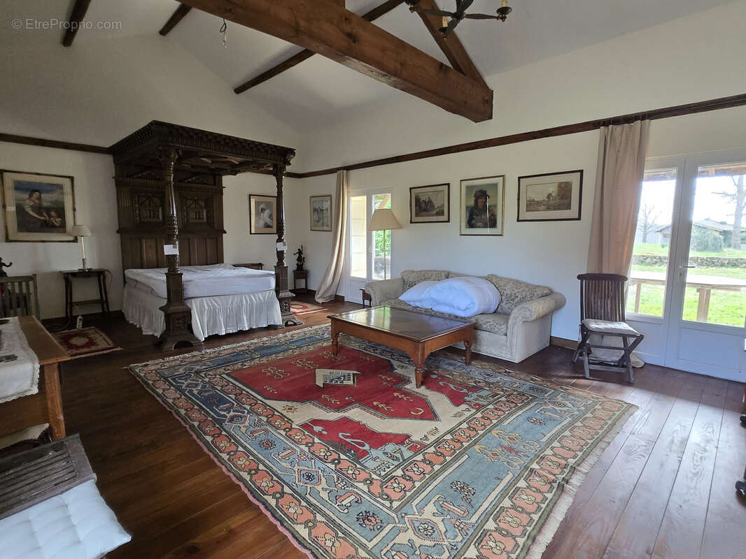 Maison à VILLAMBLARD