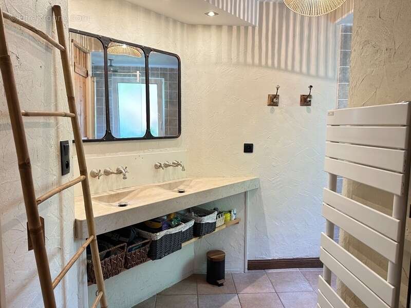 Maison à ECOMMOY