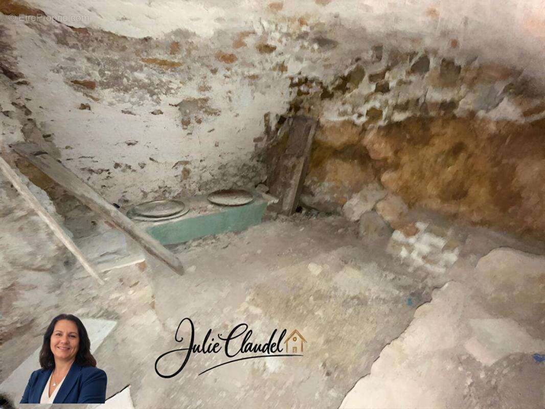 Maison à CHATEAUDOUBLE