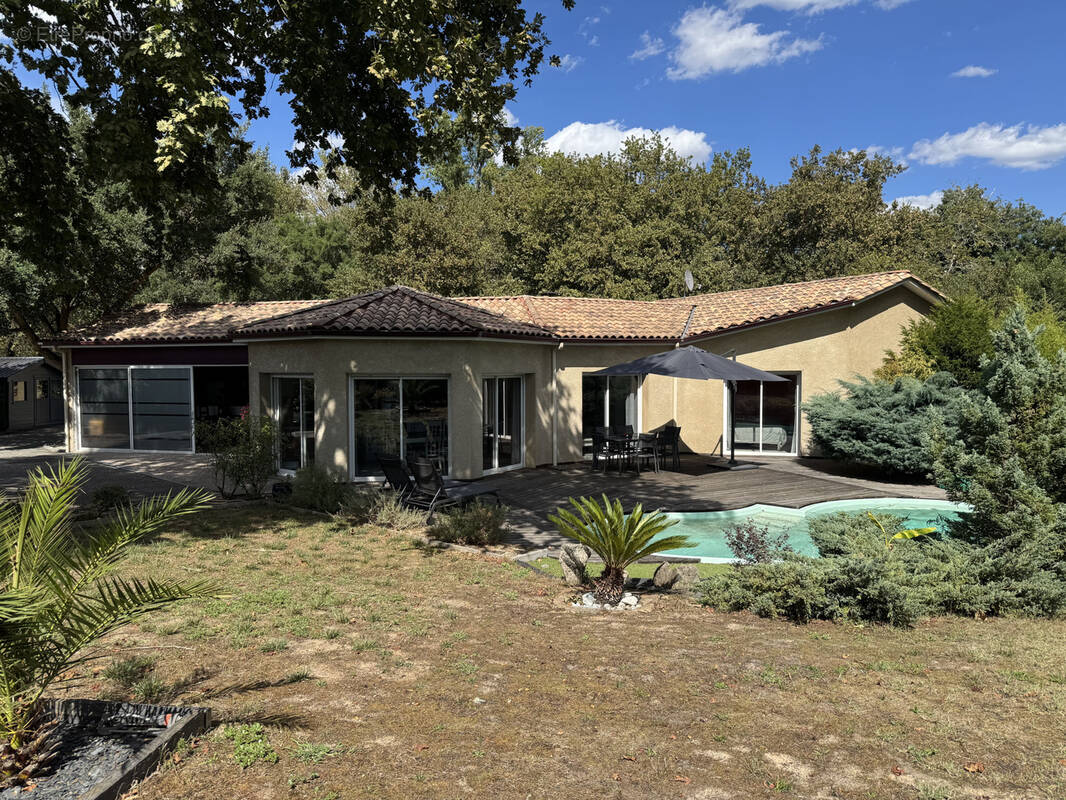 Maison à CASTELJALOUX