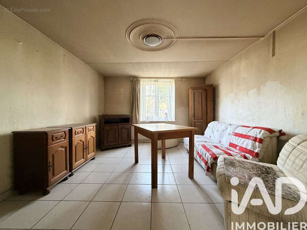 Maison 102 m² à Avricourt  - photo 3
